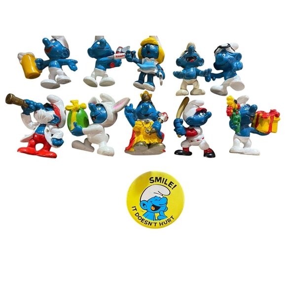Vintage Smurfs Figurines Lot 1970s & 1980s By Schleich & Peyo - PVC Pinback Pin - Picture 2 of 6